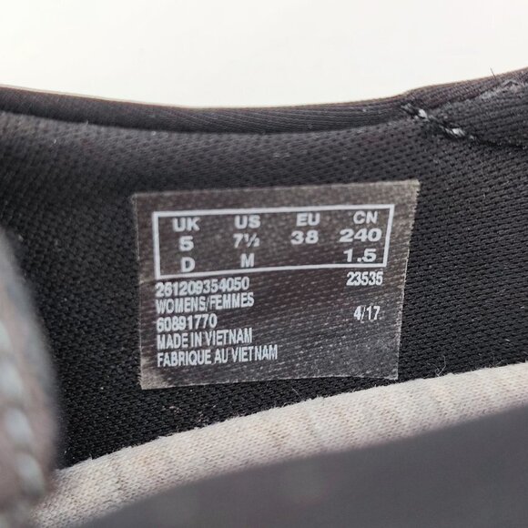 Cloudsteppers by Clarks Women's Dark Gray Suede Sneaker Size 7.5 - Picture 7 of 7